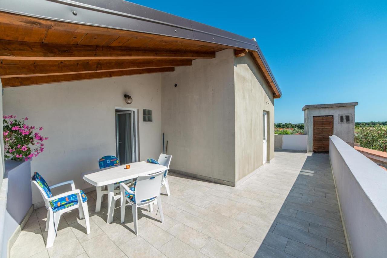 Apartments Durda Fažana エクステリア 写真