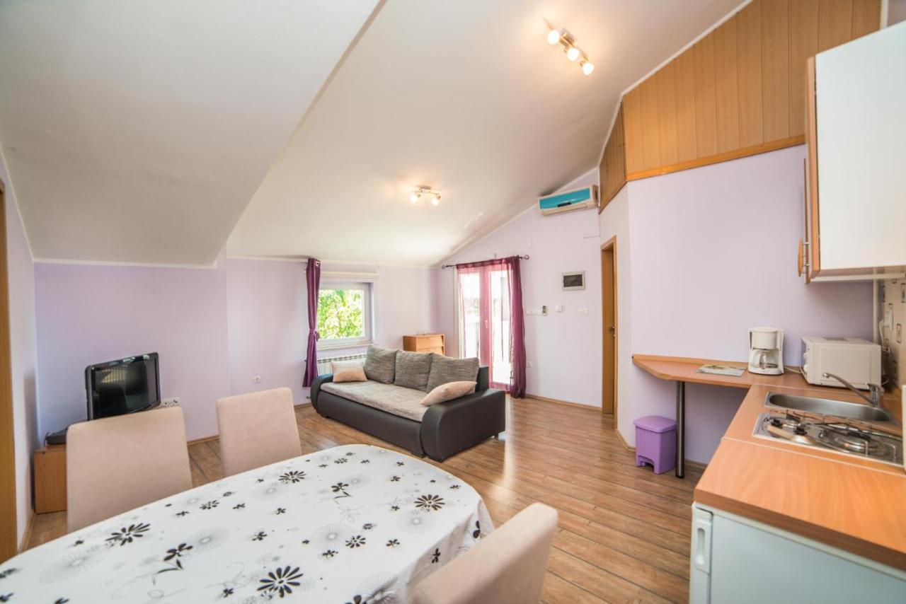 Apartments Durda Fažana エクステリア 写真