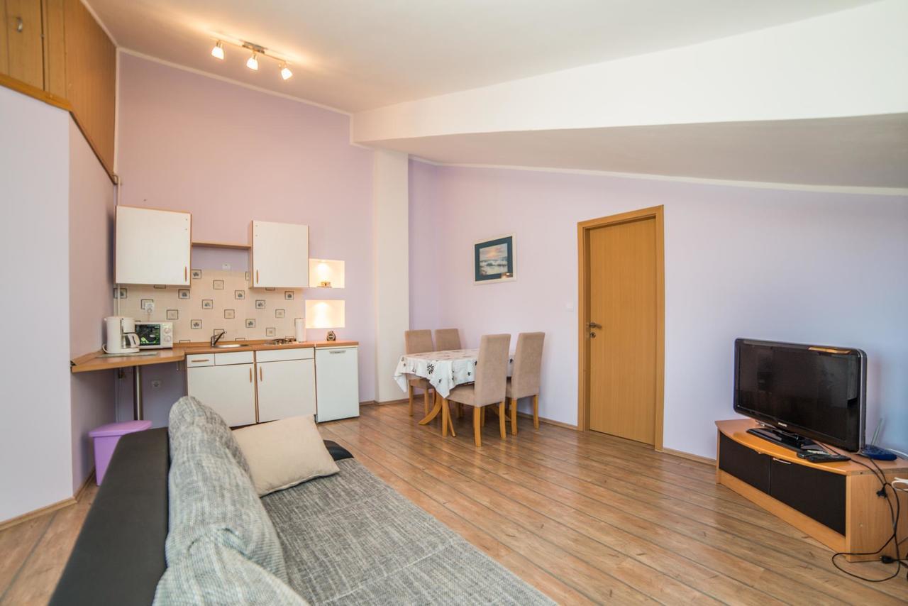 Apartments Durda Fažana エクステリア 写真